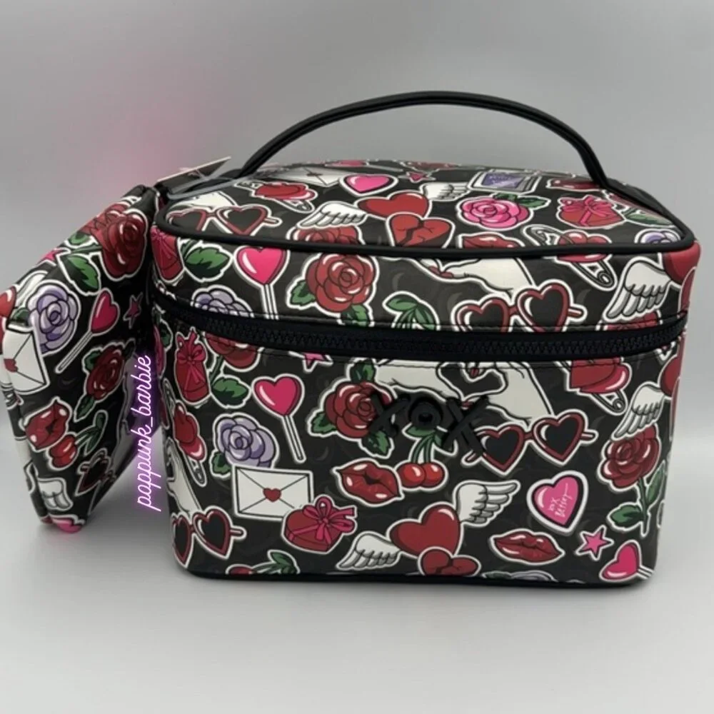 Betsey Johnson Hearts Roses Train Case + Wristlet NWT‎ Y2K Travel
